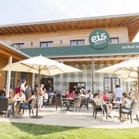 Eisverkostung beim Eis Greissler, Niederösterreich