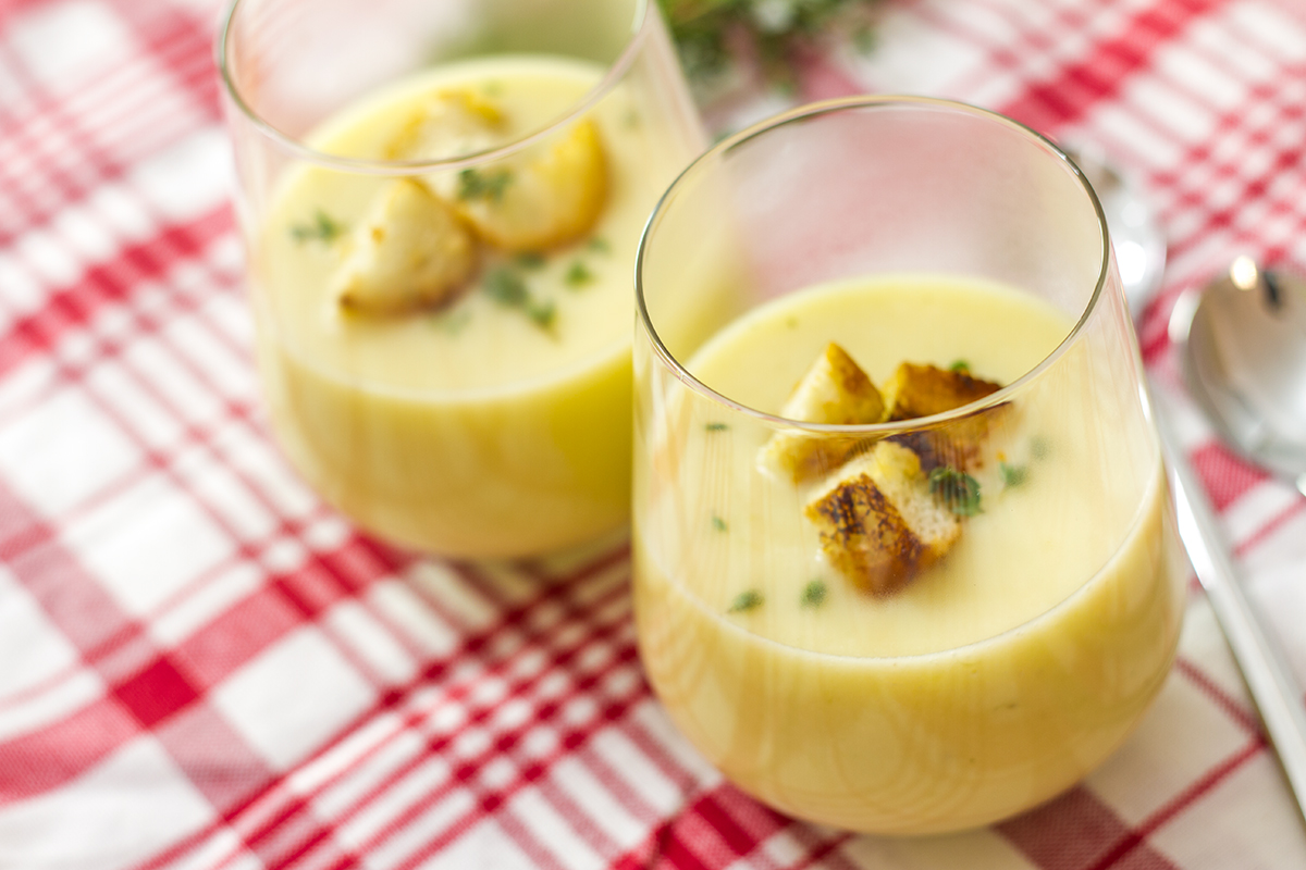 Partyfood im Glas: Kartoffel-Lauch-Suppe
