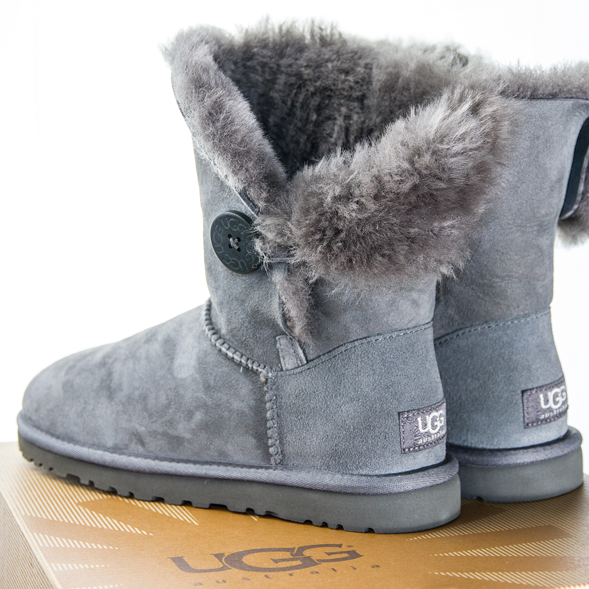 It’s UGGS-Time..