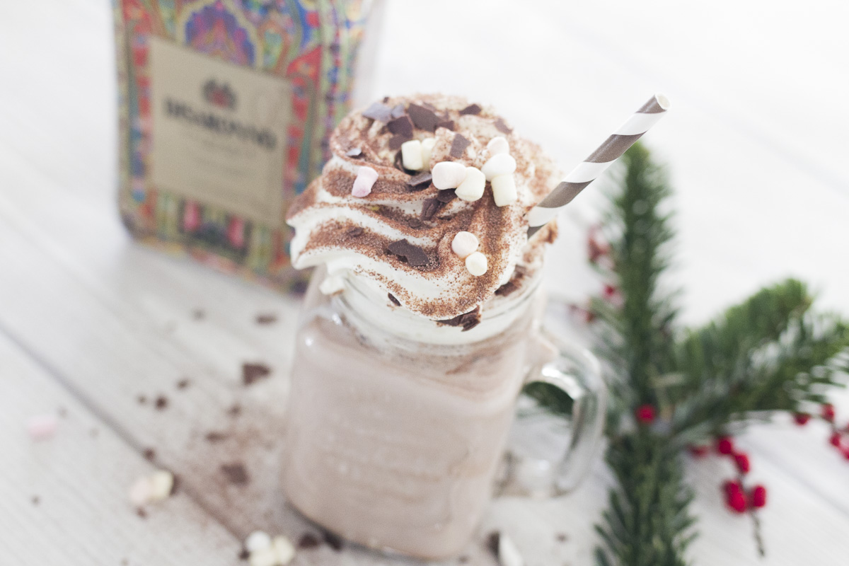 Hot chocolate with Disaronno