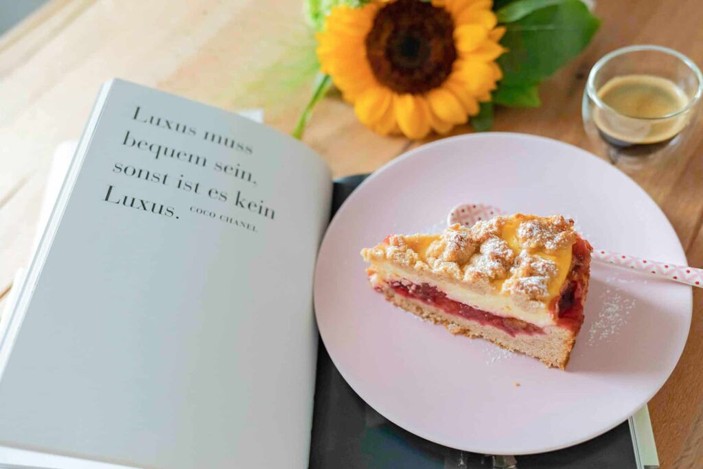 Zwetschkenkuchen mit Topfen und Streusel