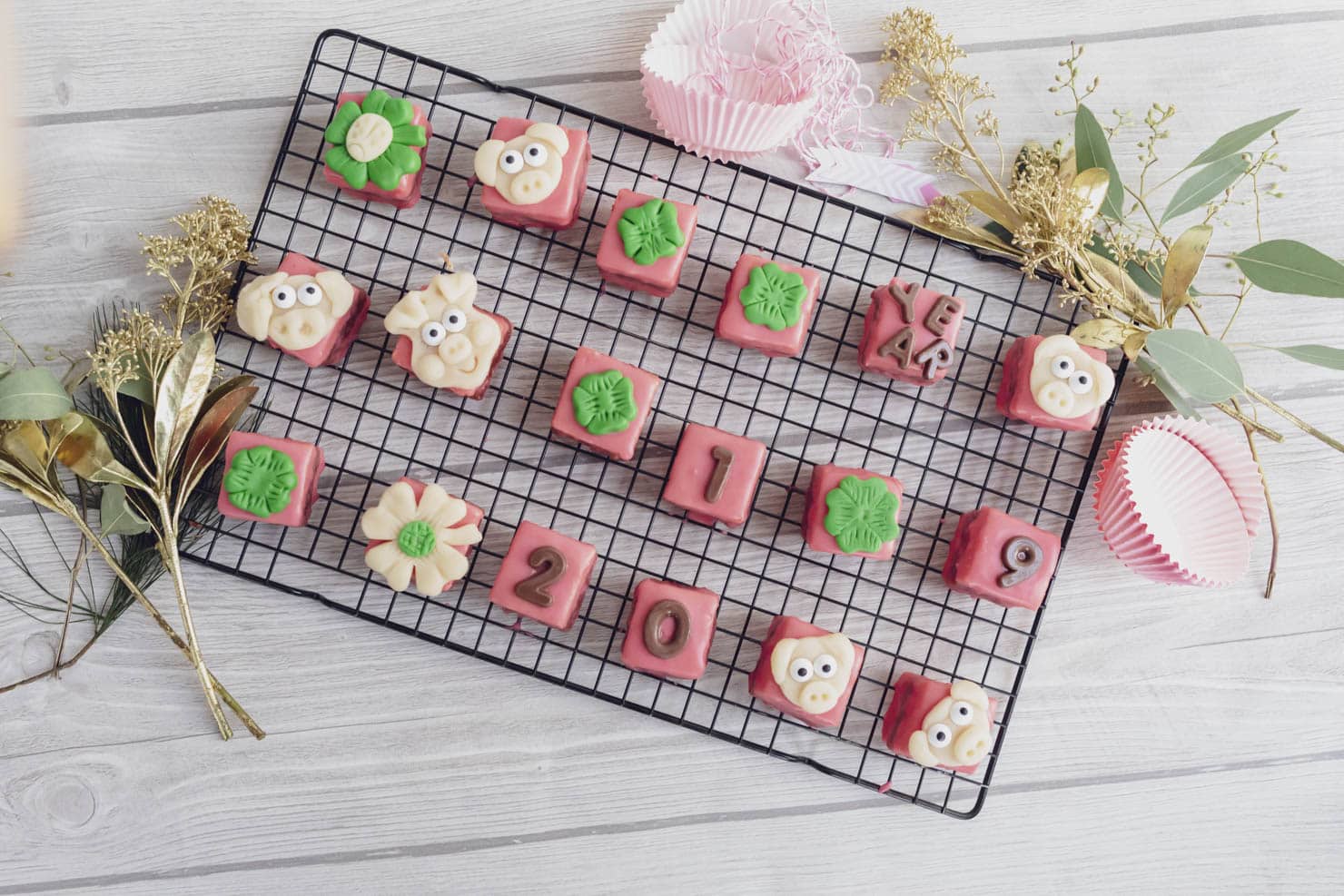 Petit Four Punschkrapferl als Glücksbringer