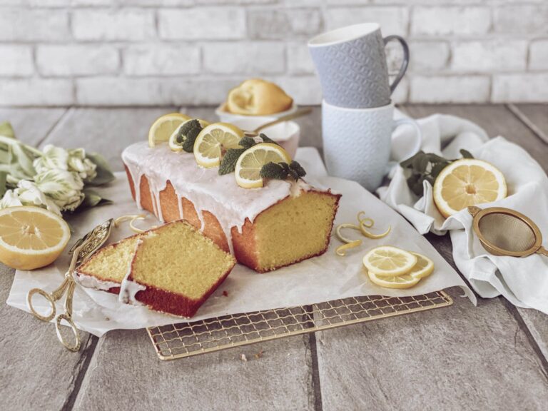 Saftiger Zitronenkuchen mit Öl – einfaches Familienrezept