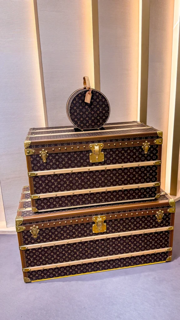 Louis Vuitton Café