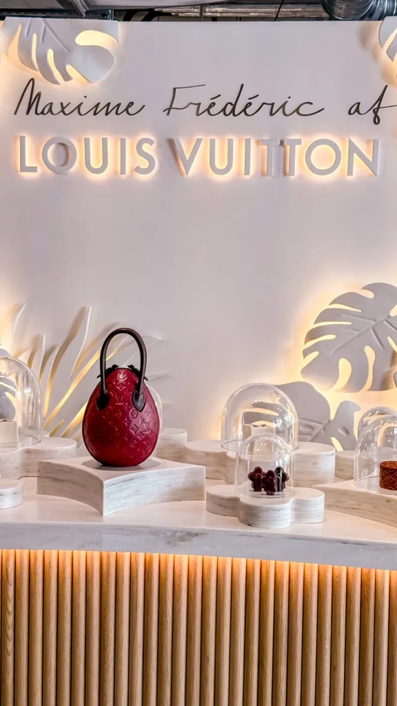 Louis Vuitton Café