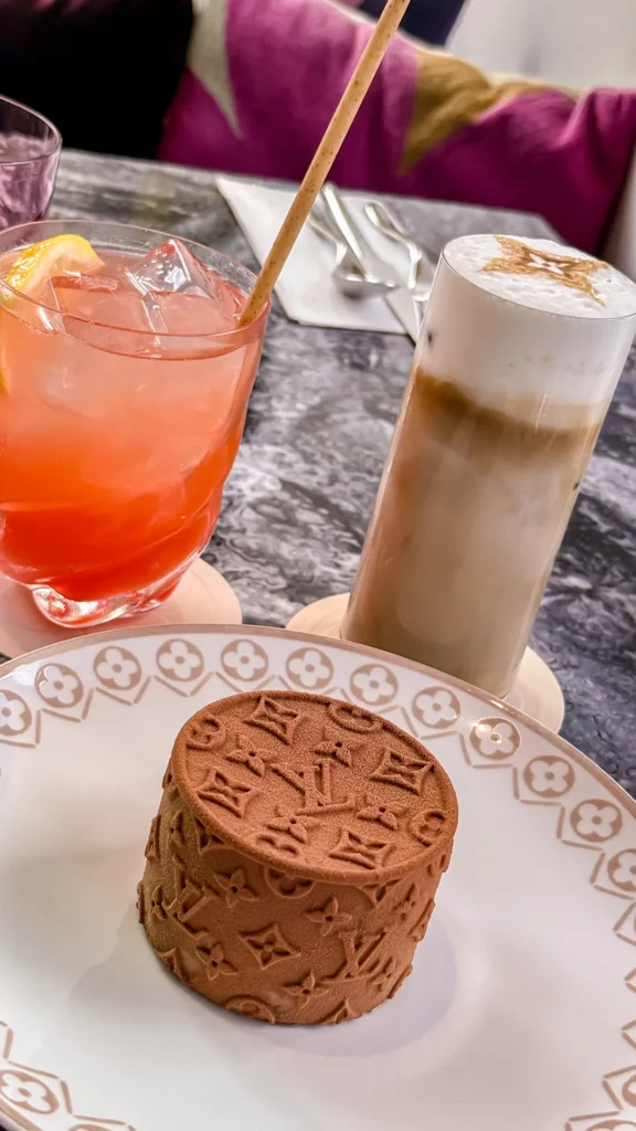 Louis Vuitton Café